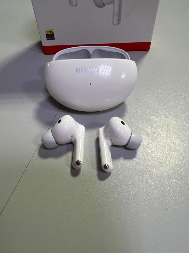 Оголошення Huawei freebuds 6i Б/У