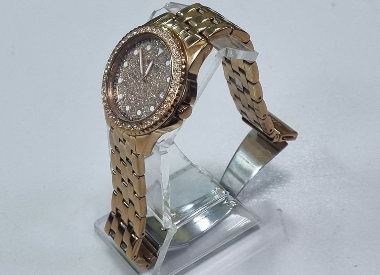 Дешиво Guess w1235l3 с ломбарда