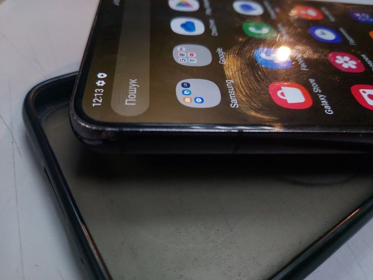 Оголошення Samsung s901b galaxy s22 8/128gb Б/У