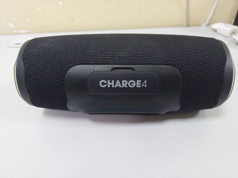 Объявление Jbl charge 4 Б/У