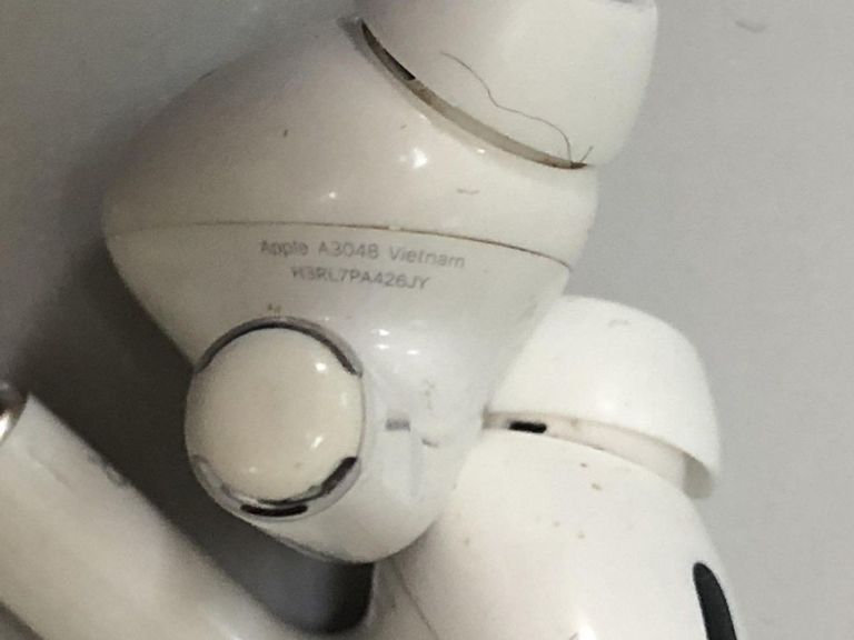 Розпродаж Apple airpods pro 2nd generation with magsafe charging case usb-c, продавець Техноскарб