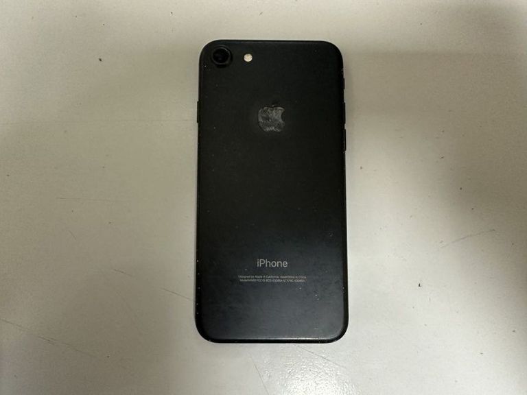 Объявление Apple iphone 7 32gb Б/У
