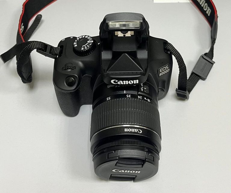 Объявление Canon eos 4000d + ef-s 18-55mm macro 0-25m 0,8ft Б/У