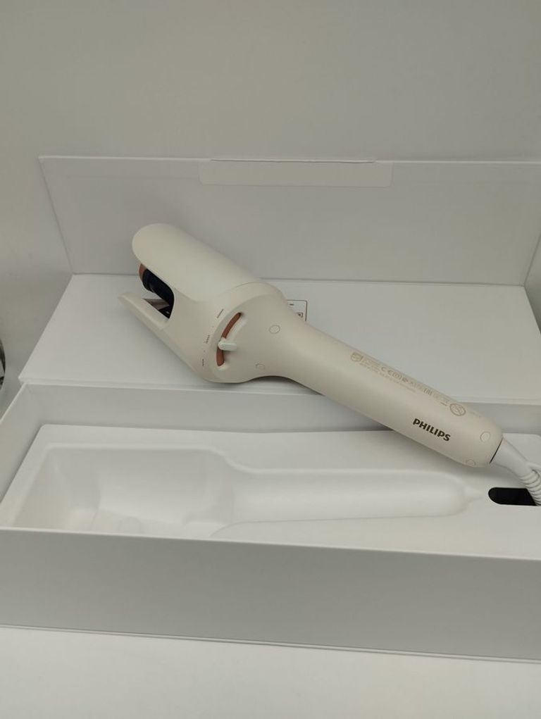 Дешево Philips WavePro Series 9000 BHB968/00 з ломбарду