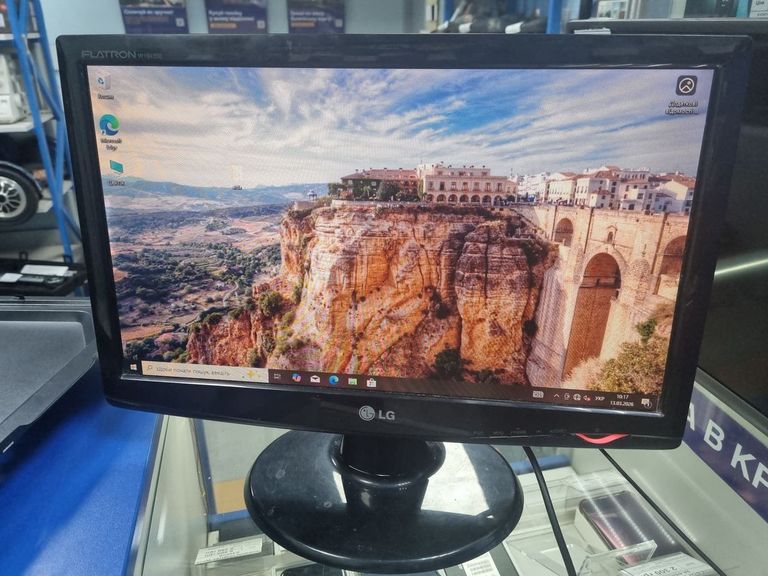 Купити LG w1943se Б/У