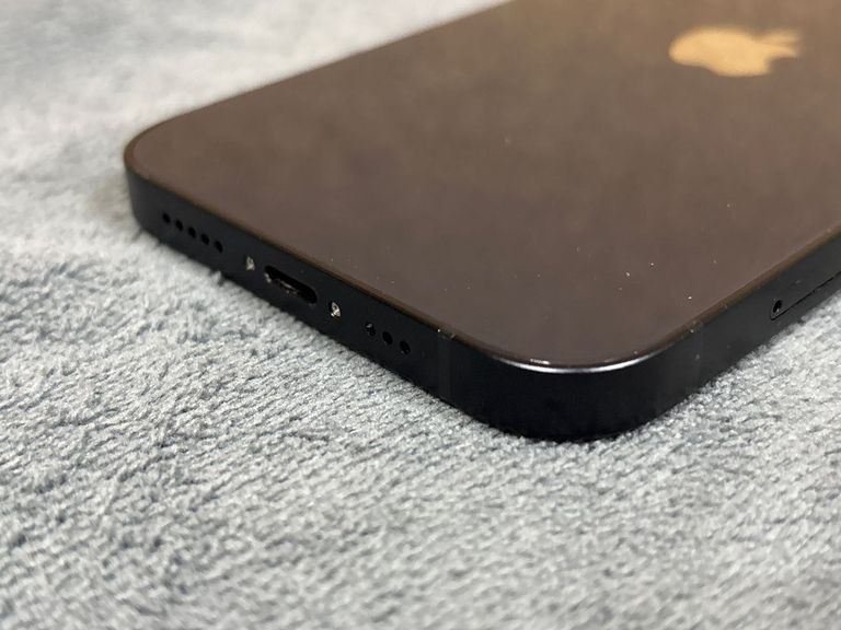 Apple iPhone 12 64GB (PRODUCT)RED Код:01-200900849. Зображення 5