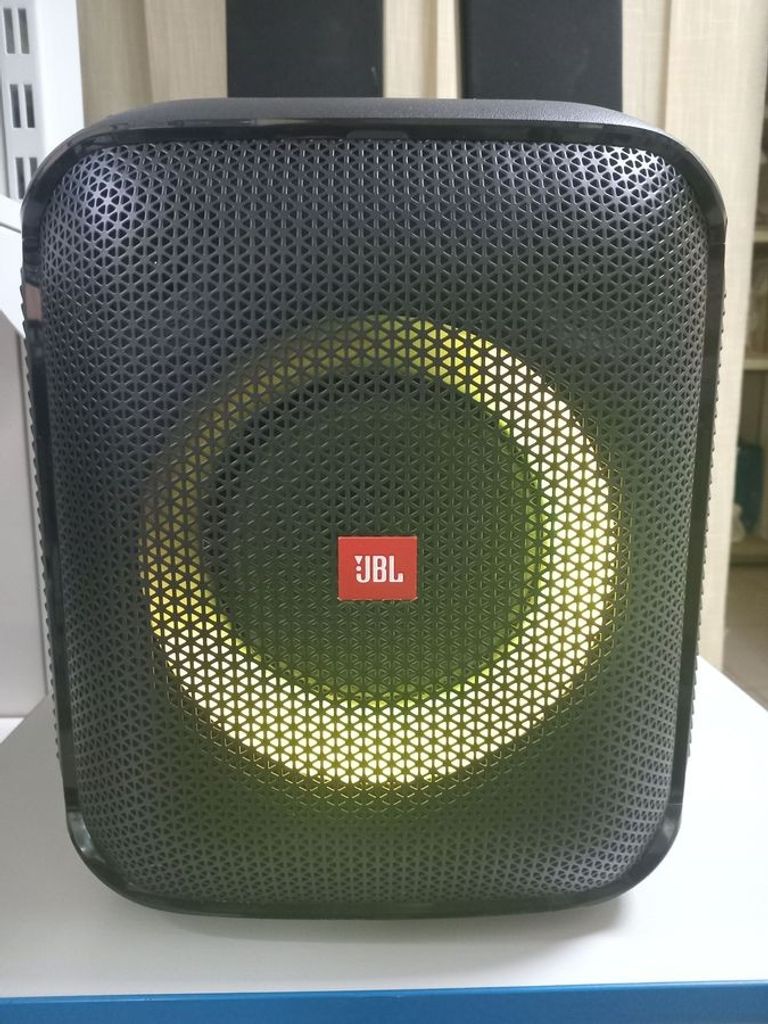 Оголошення Jbl partybox encore essential Б/У