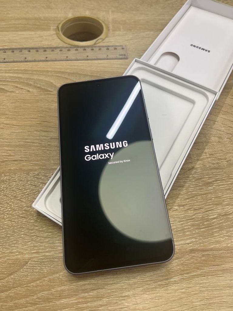 Samsung galaxy a56 5g 8/256gb Код:01-200909653. Зображення 8