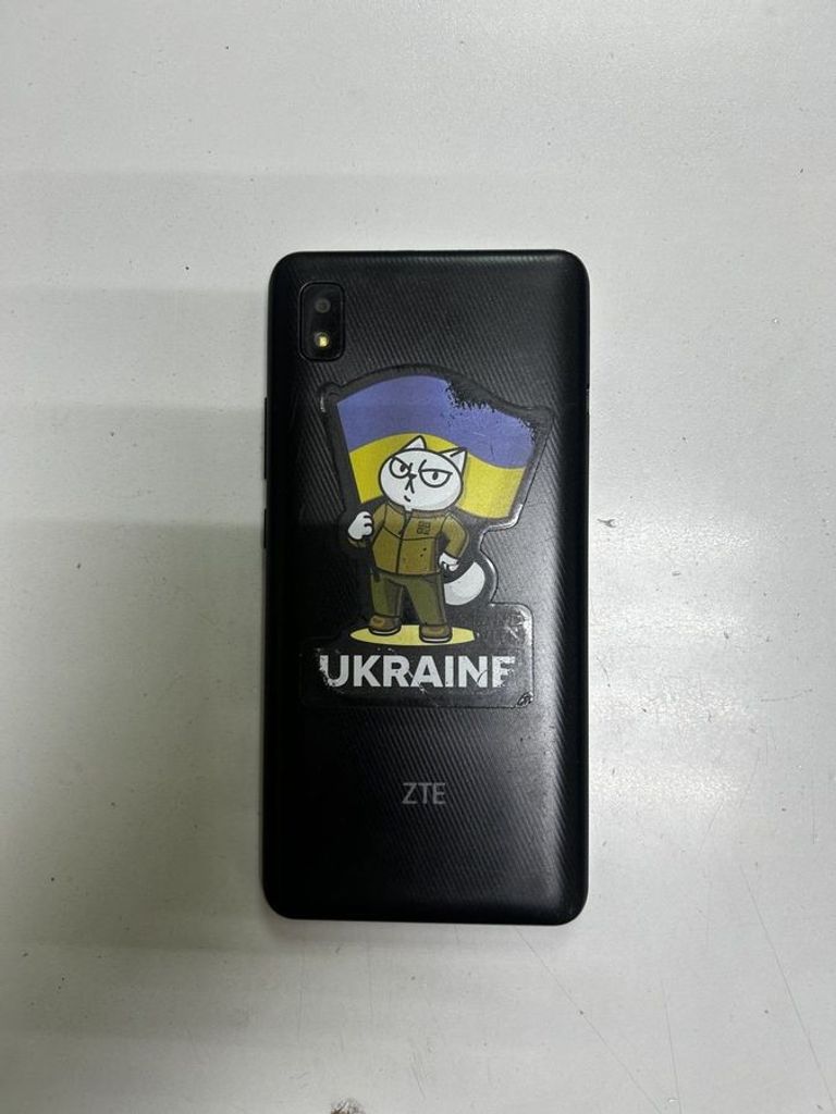 Купити Zte Blade L210 1/32GB Black Б/У