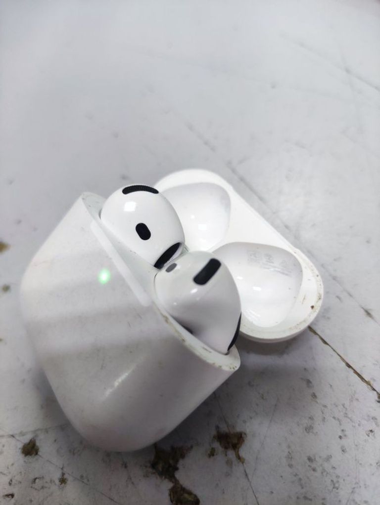 Купить Apple(Копія) airpods pro 4 Б/У