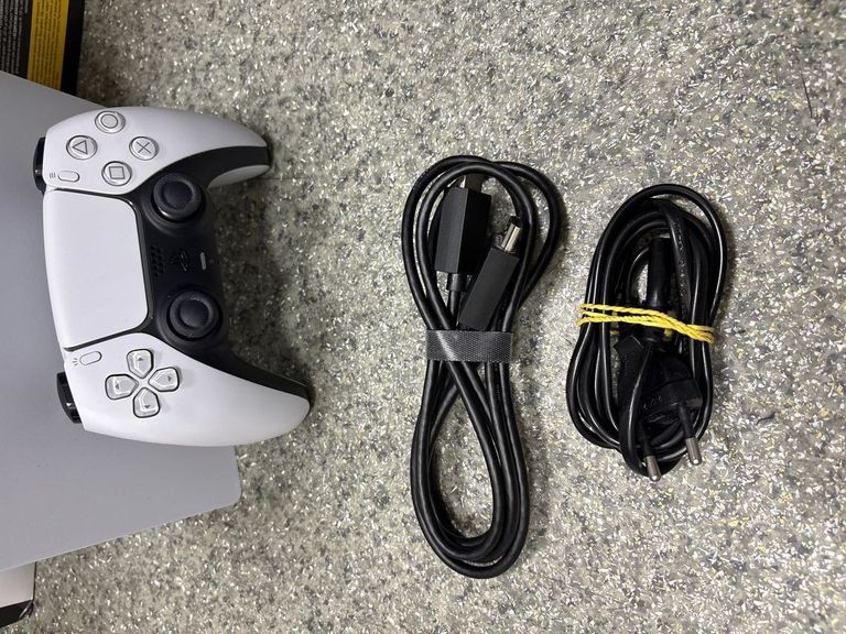 Sony PlayStation 5 Slim Digital Edition 825GB White (1000040658) Код:01-200918865. Изображение 5