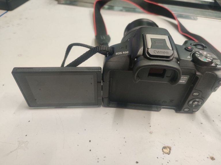 Объявление Canon eos r50 kit rf-s 18-45mm is stm Б/У