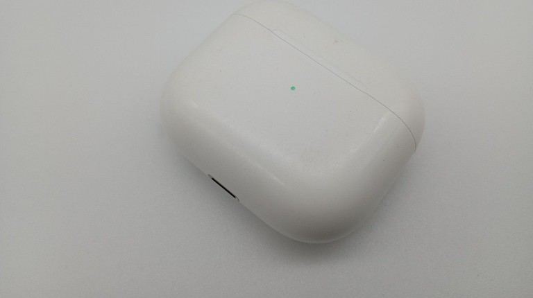 Купить Apple airpods 3rd generation Б/У