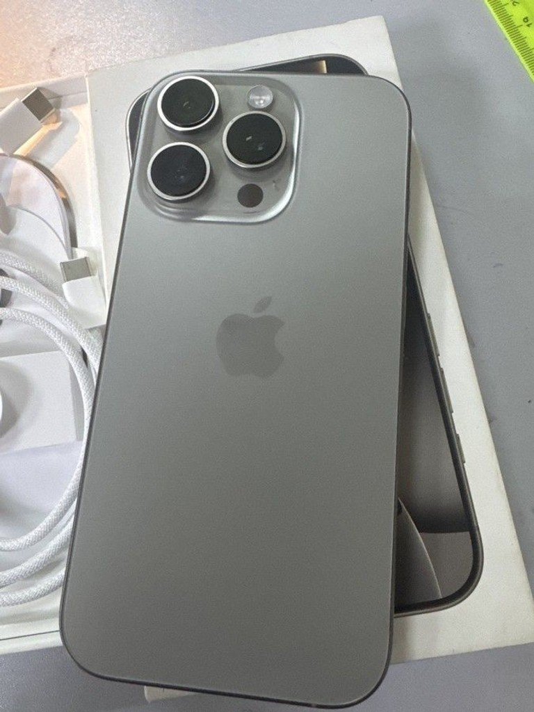Розпродаж Apple iphone 16 pro 128gb, продавець Техноскарб