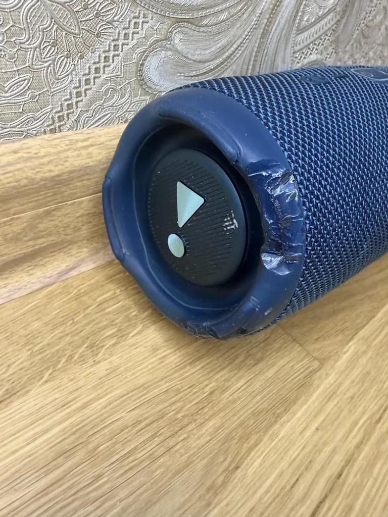 Оголошення Jbl Charge 5 Blue (JBLCHARGE5BLU) Б/У