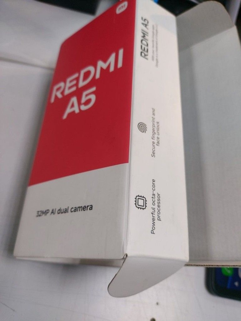 Дешево Xiaomi redmi a5 3/64gb з ломбарду