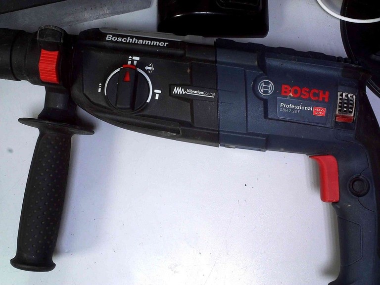Купити Bosch gbh 2-28 f Б/У