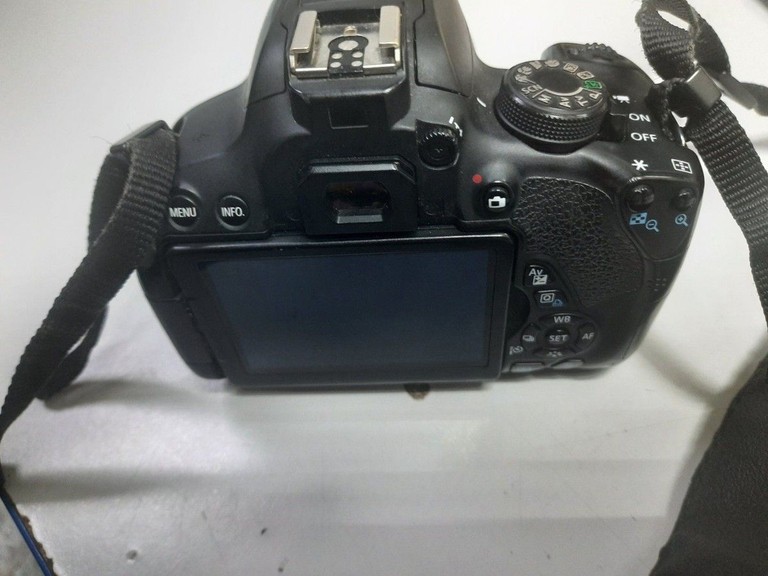 Купити Canon EOS 700D body Б/У