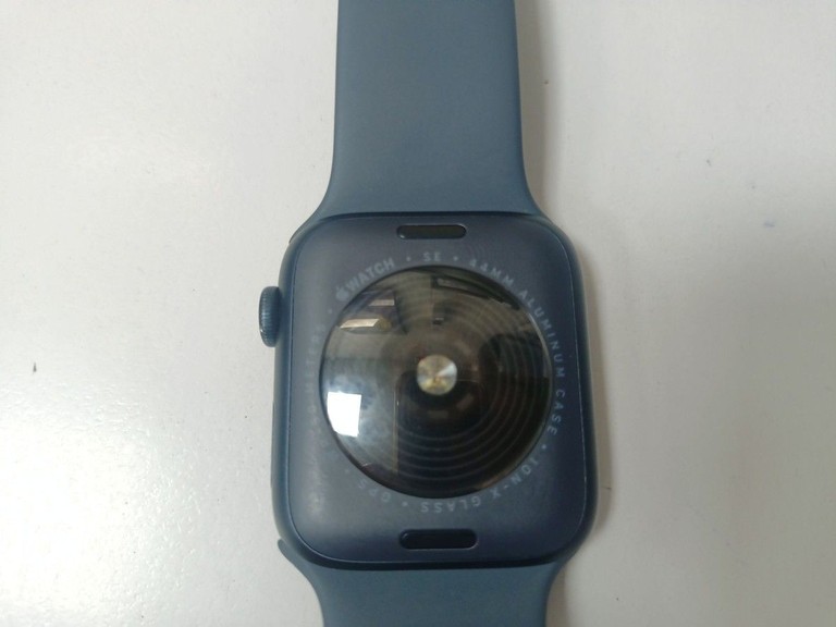 Apple watch se 2 gps 44mm aluminium case Код:01-201033982. Зображення 6
