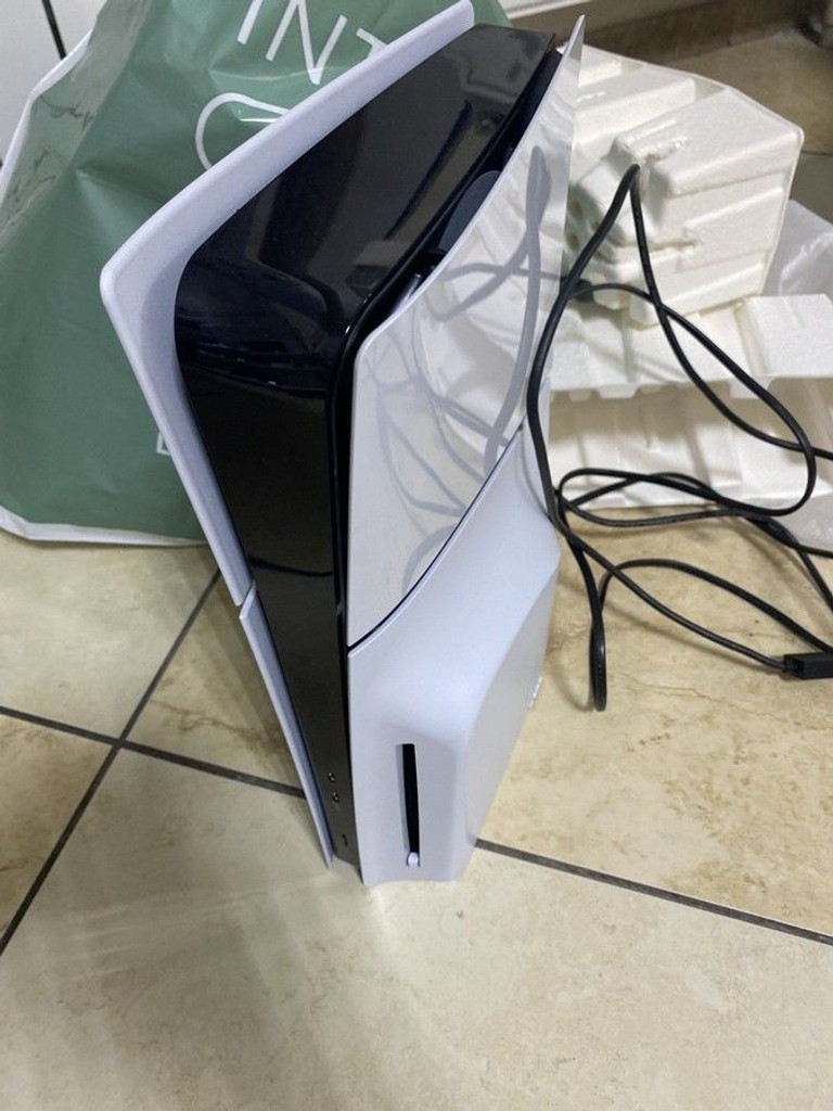 Оголошення Sony PlayStation 5 Slim 1TB Б/У