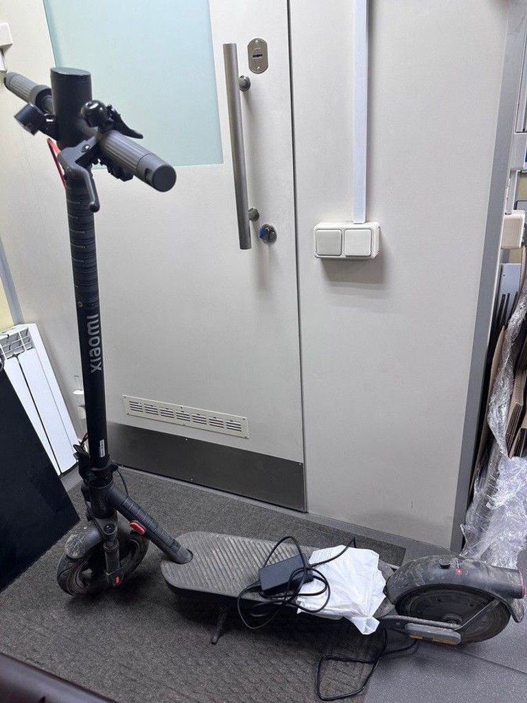Купити Xiaomi Mi Electric Scooter Elite GL BHR9603GL Б/У