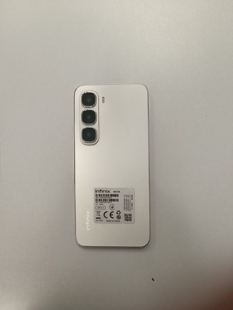Infinix hot 60i 4/128gb Код:01-201086605. Изображение 5