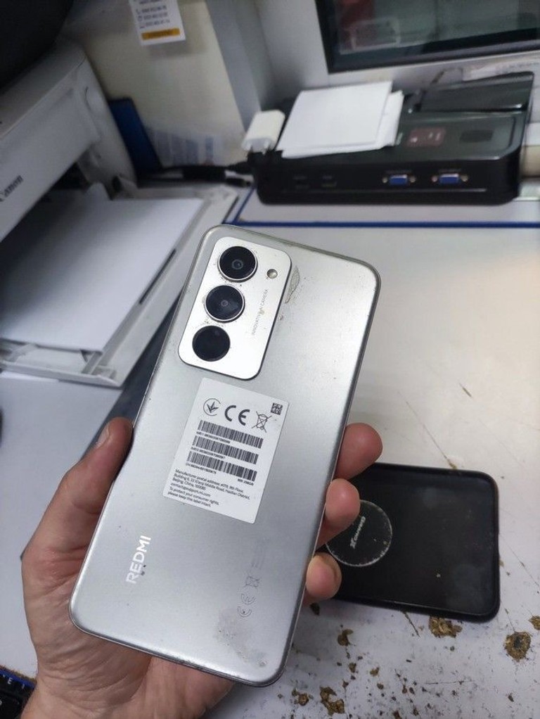 Дешиво Xiaomi redmi 15 4g 8/256gb с ломбарда