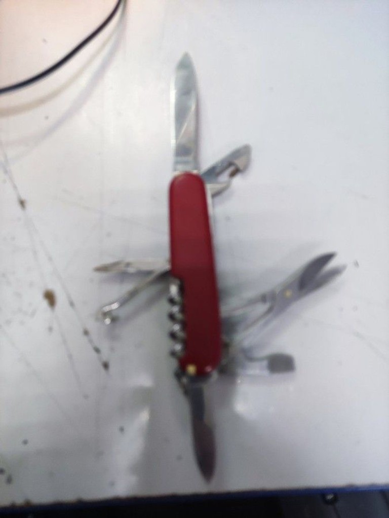 Купити Victorinox Climber Red Transparent Blister (1.3703.TB1) Б/У