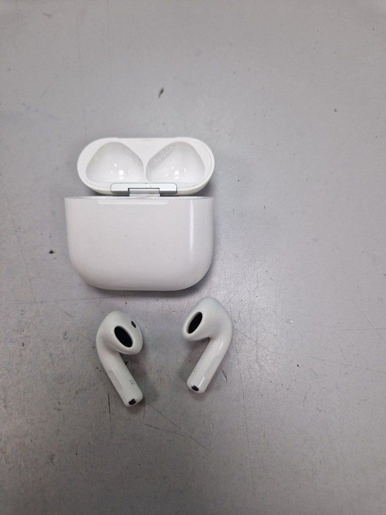 Купити Apple airpods 4 Б/У