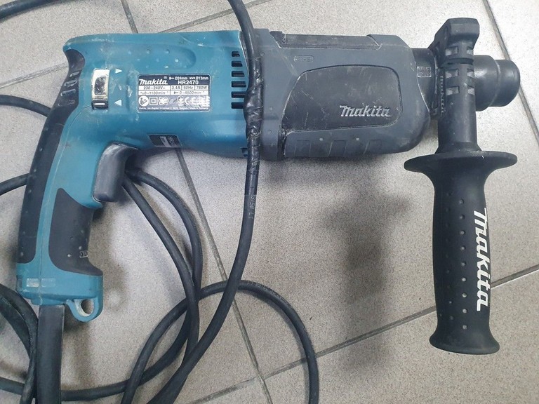 Оголошення Makita HR2470 Б/У