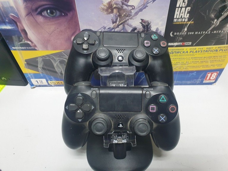 Купити Sony PlayStation 4 Slim 1TB Black Б/У