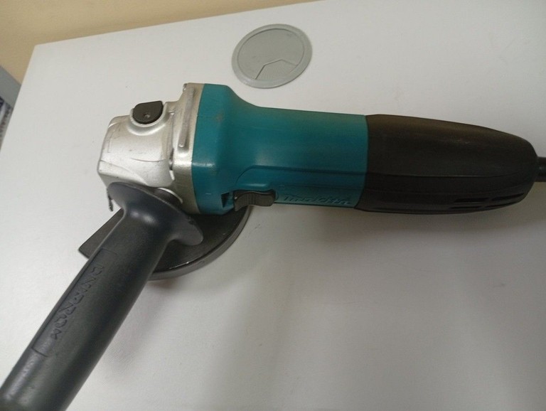 Оголошення Makita GA5030 Б/У
