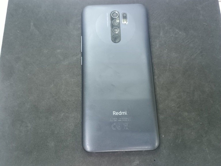 Дешево Xiaomi redmi 9 4/64gb з ломбарду