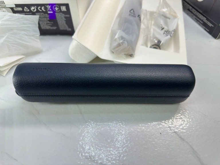 Розпродаж Philips Sonicare 9900 Prestige SenseIQ HX9992/31, продавець Техноскарб