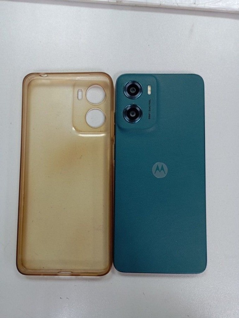 Дешиво Motorola moto g05 8/256gb с ломбарда