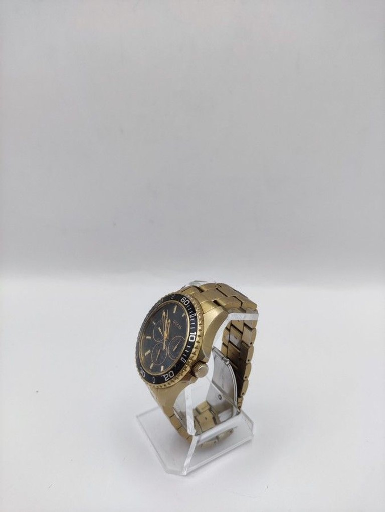 Дешиво Guess W0231L3 с ломбарда