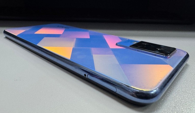 Розпродаж Vivo v21e 8/128gb, продавець Техноскарб