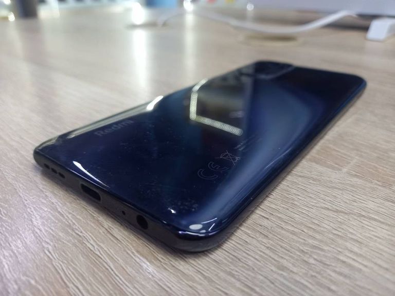 Xiaomi Mi Note 10 6/128GB Green Код:01-18951051. Изображение 9