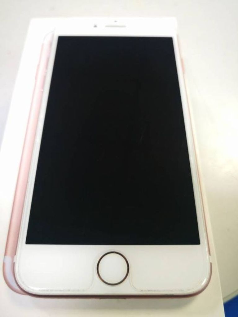 Дешиво Apple iphone 7 32gb с ломбарда