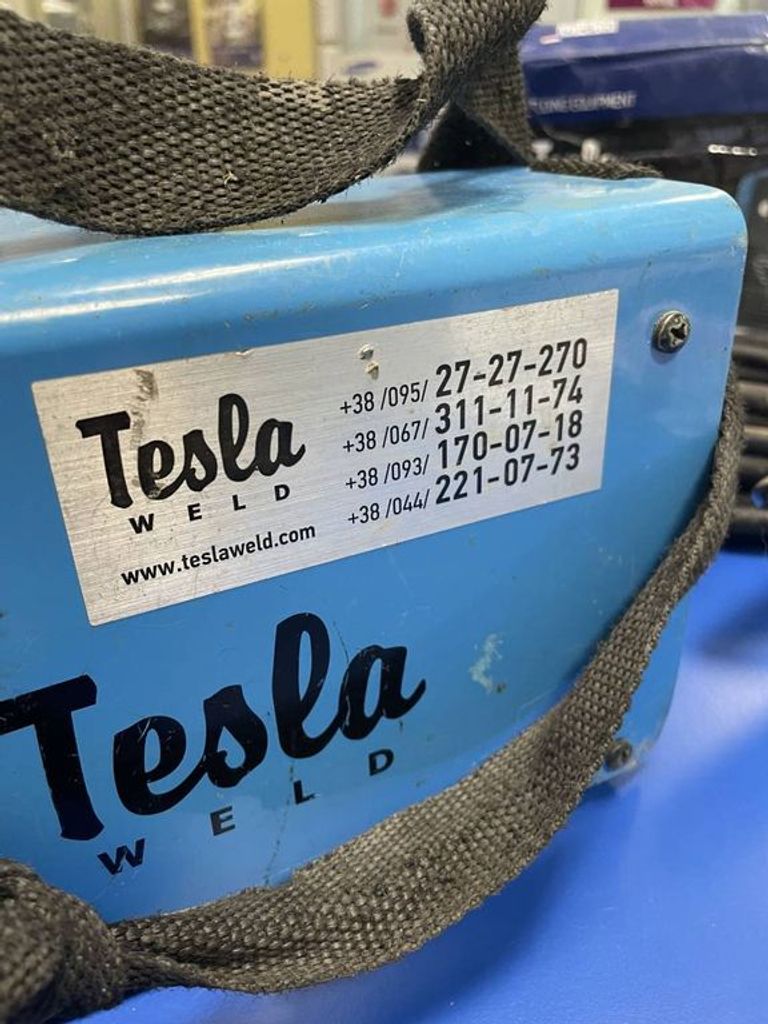 Дешиво Tesla mma 230 igbt с ломбарда