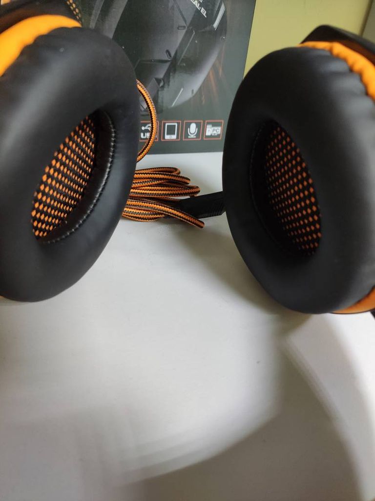 Real-el GDX-7700 Surround 7.1 Black-orange (EL124100016)