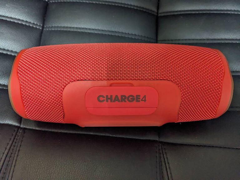 Jbl Charge 4 Black (JBLCHARGE4BLK)