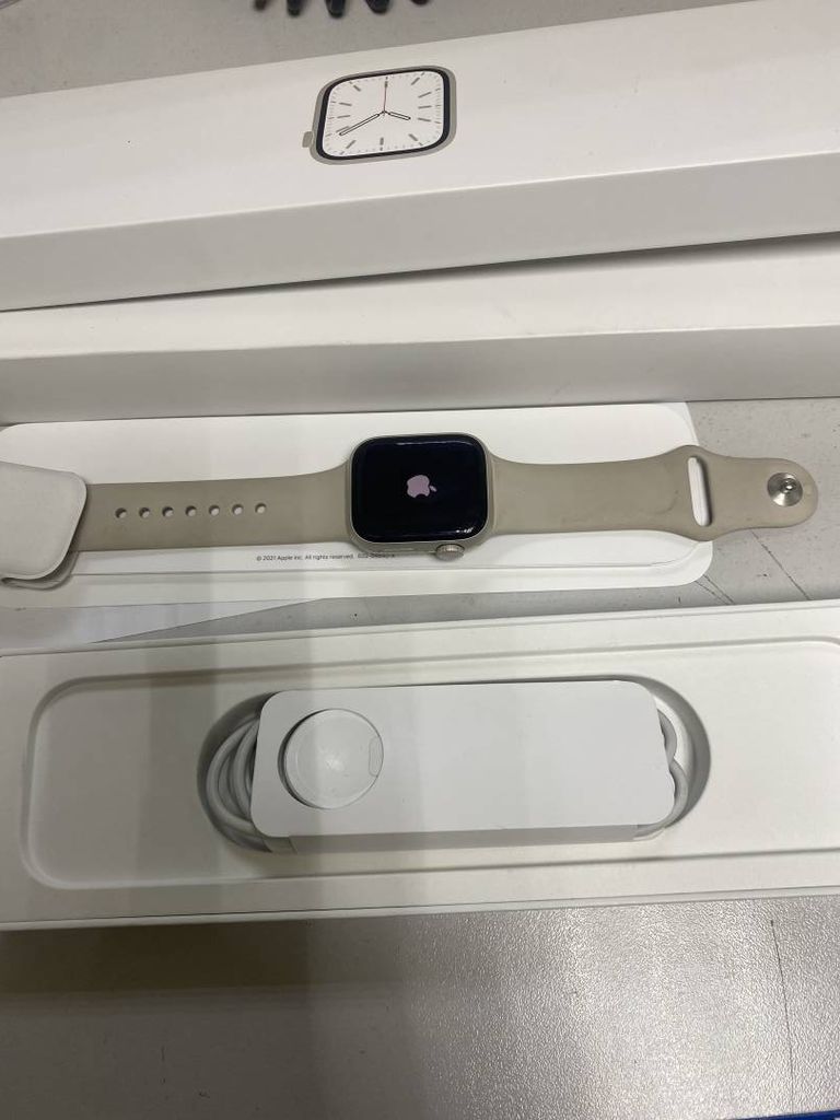 Apple watch series 7 gps 41mm aluminum case with sport