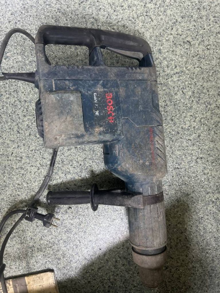 Дешиво Bosch gbh 11 de с ломбарда
