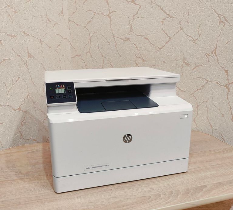Купить Hewlett-Packard Color LaserJet Pro MFP M180n Б/У