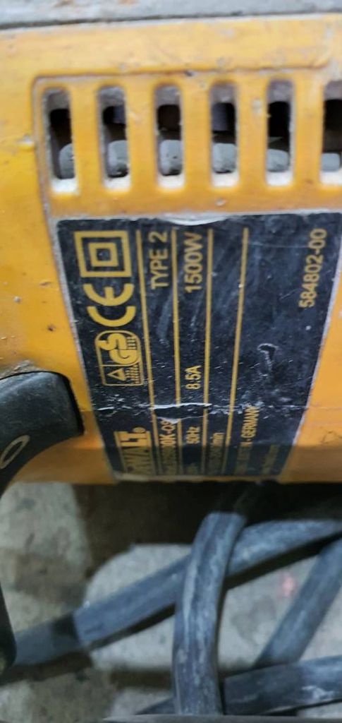 Дешево Dewalt d25900k з ломбарду