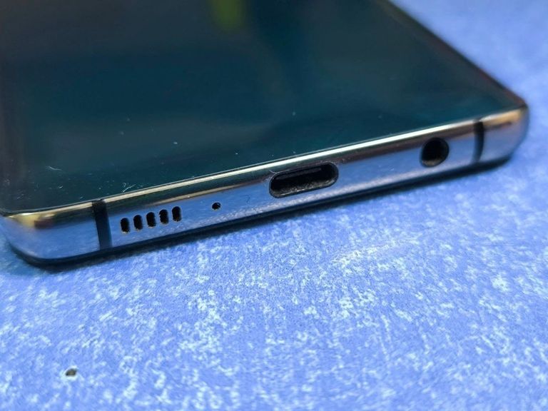 Дешиво Samsung galaxy s10+ 8/128g с ломбарда