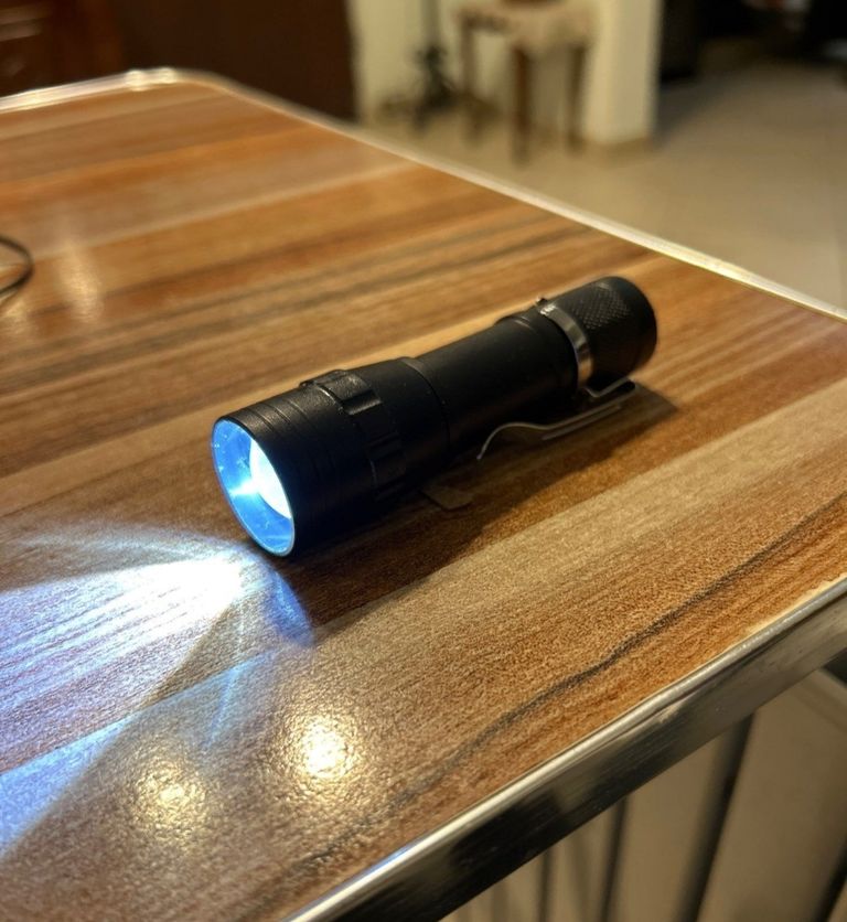 Купить Компактний flash light USB. ліхтарик для туризму та кемпінгу S014-A Б/У