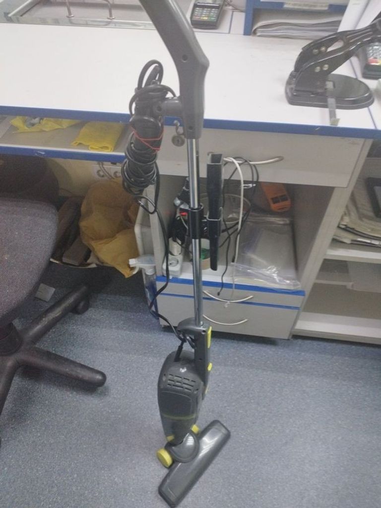 Дешево Rovus storm vac v2 vsc02b16t-50 з ломбарду