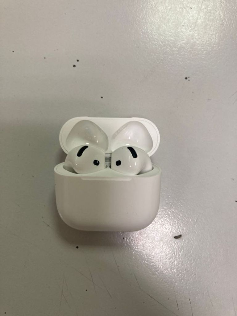 Купити Apple airpods 4 Б/У